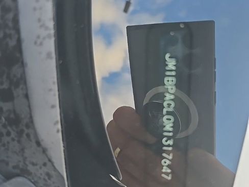 Used 2021 MAZDA MAZDA3 s image 11