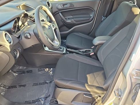 Used 2019 Ford Fiesta SE image 11