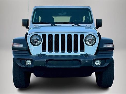 Used 2022 Jeep Wrangler Unlimited Sport image 3