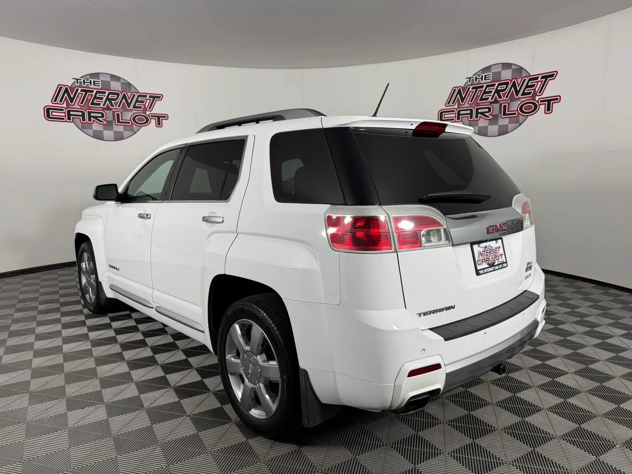 Used 2014 GMC Terrain Denali w/ LPO, Protection Package AWD/4WD image 5