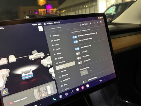 Used 2020 Tesla Model 3 Long Range image 34