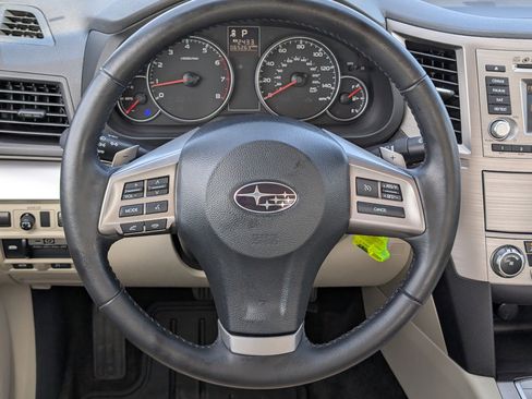 Used 2014 Subaru Legacy 2.5i Premium w/ Popular Package #2 AWD/4WD image 12