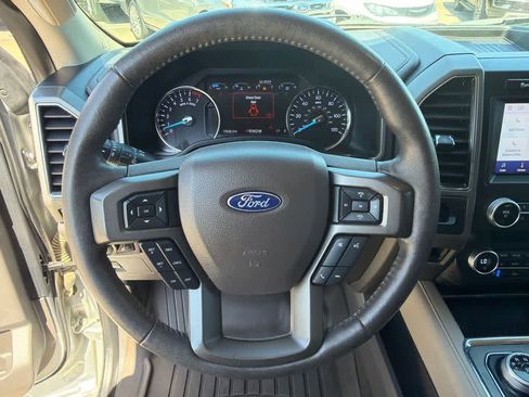 Used 2020 Ford Expedition XLT w/ Equipment Group 202A RWD image 22