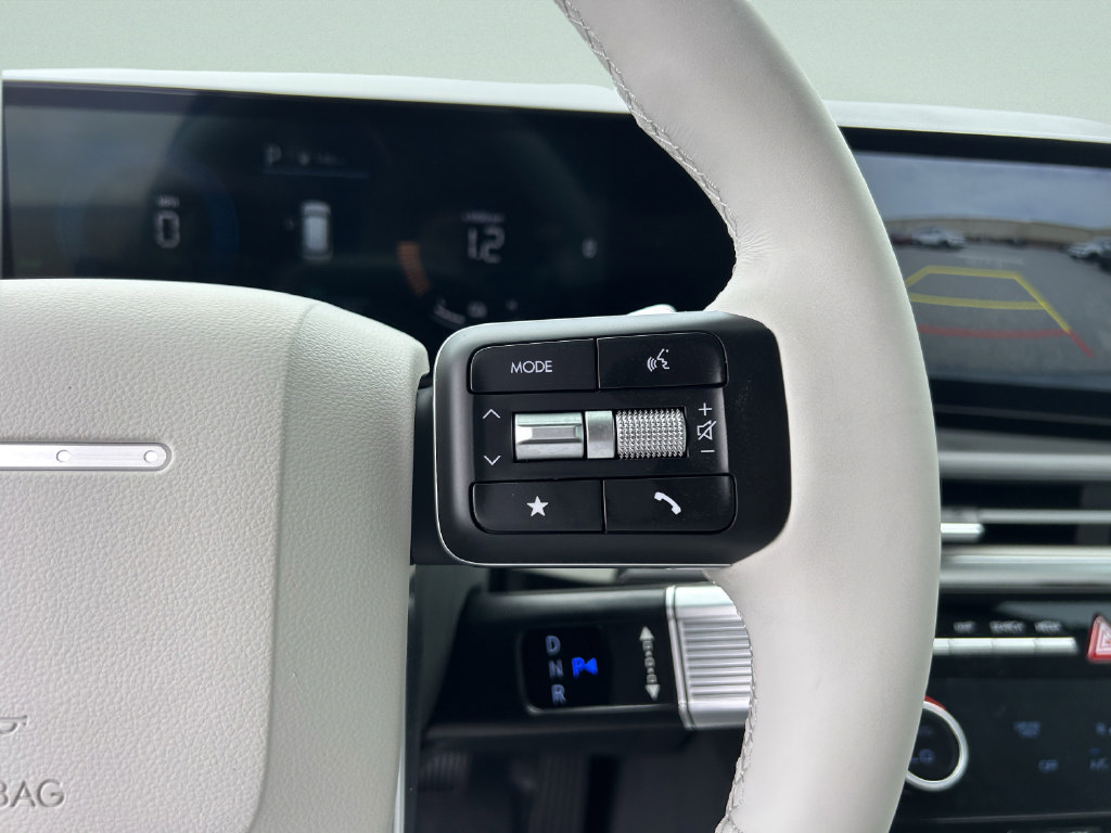 New 2026 Hyundai Santa Fe SE FWD image 19