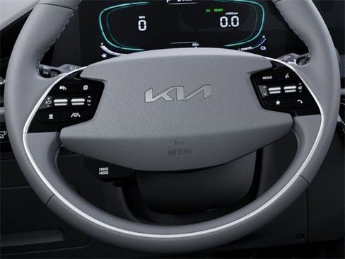 New 2025 Kia Niro SX Touring image 22