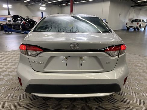 Used 2022 Toyota Corolla LE image 10
