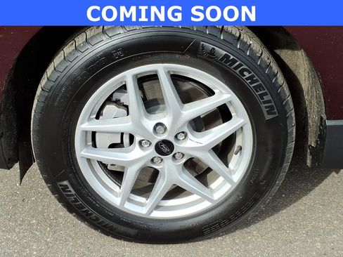 Used 2023 Ford Edge SEL w/ Convenience Package image 9