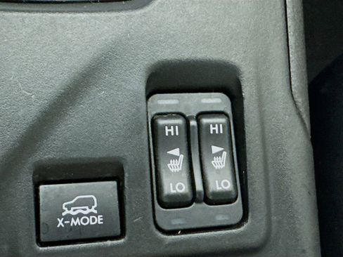 Used 2021 Subaru Crosstrek 2.0i Premium w/ Moonroof Package AWD/4WD image 15