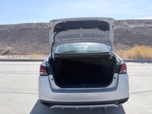 Used 2024 Nissan Versa SV FWD image 29