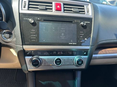 Used 2017 Subaru Outback 2.5i Limited image 29