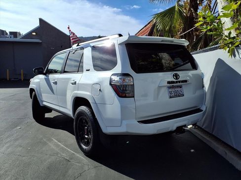 Certified 2021 Toyota 4Runner SR5 image 6