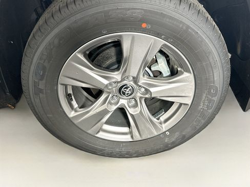 Used 2025 Toyota RAV4 LE image 11