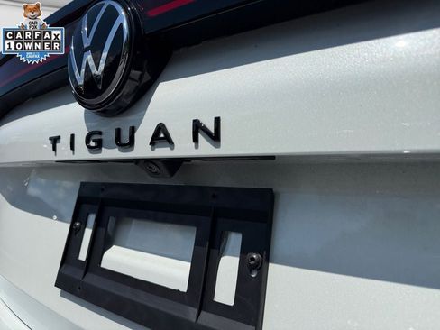 Used 2026 Volkswagen Tiguan SE R-Line AWD/4WD image 18