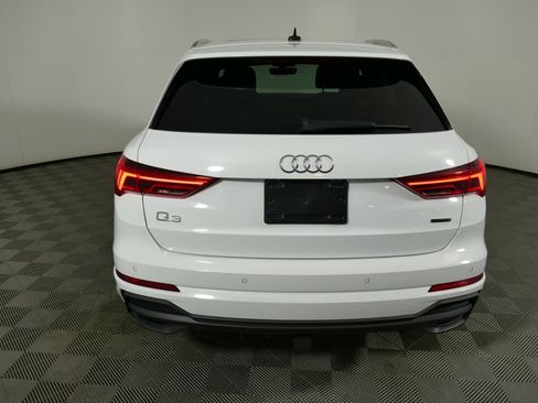 Used 2024 Audi Q3 2.0T Premium Plus w/ Premium Plus Package image 29