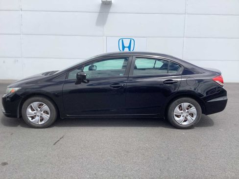 Used 2015 Honda Civic LX image 2