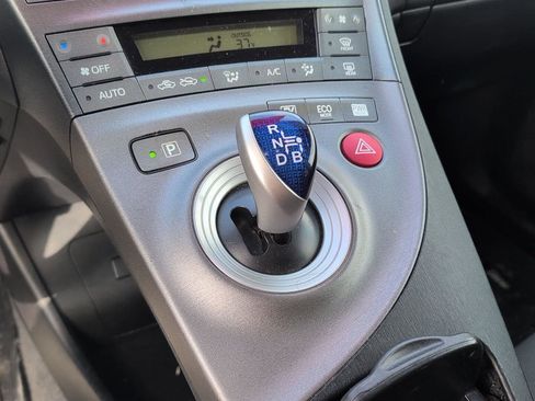 Used 2013 Toyota Prius Two image 29