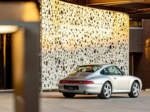 Used 1998 Porsche 911 Carrera S image 13