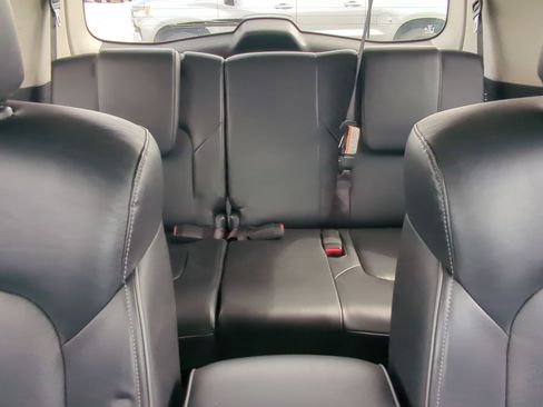 Used 2024 INFINITI QX80 Luxe RWD image 23
