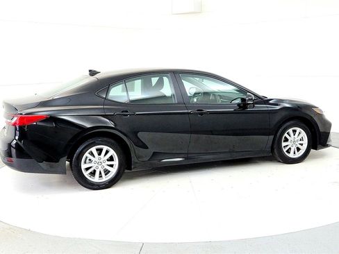 Certified 2025 Toyota Camry LE FWD image 6