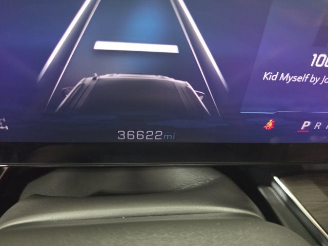 Used 2025 Chevrolet Tahoe Premier AWD/4WD image 11