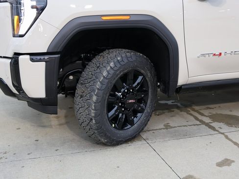 New 2026 GMC Sierra 2500 AT4 w/ AT4 Premium Plus Package image 50