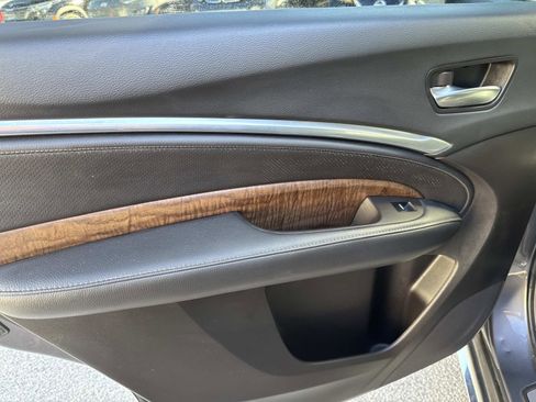 Used 2020 Acura MDX FWD w/ Technology Package image 11