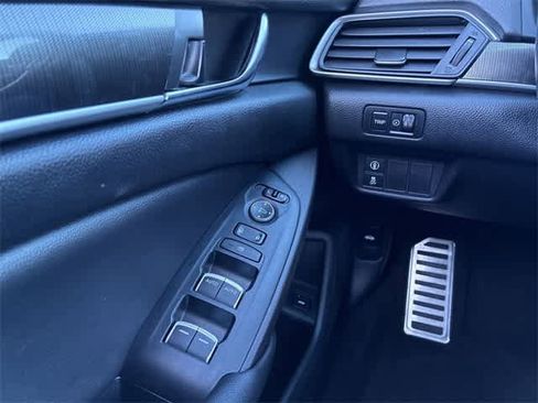 Used 2019 Honda Accord Sport image 38