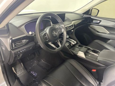 Used 2024 Acura MDX SH-AWD w/ Technology Package image 11