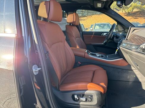 New 2026 BMW X5 xDrive40i w/ Climate Comfort Package image 27