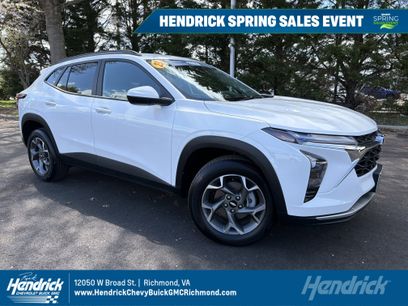 Used 2024 Chevrolet Trax LT w/ Driver Confidence Package