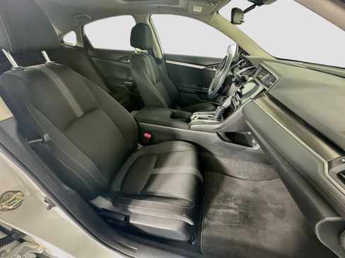 Used 2020 Honda Civic EX image 29