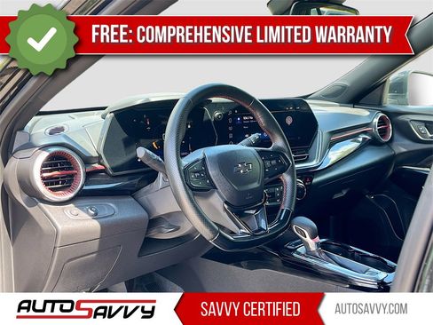 Used 2025 Chevrolet Trax RS w/ Driver Confidence Package image 9