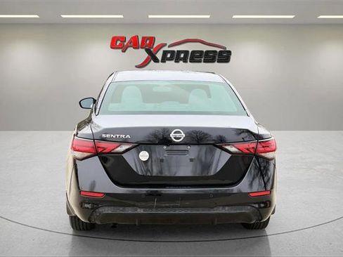 Used 2021 Nissan Sentra S image 9