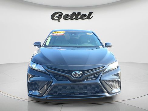 Used 2023 Toyota Camry SE w/ Convenience Package FWD image 2