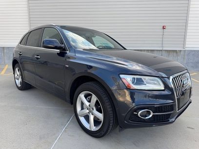 Used 2017 Audi Q5 2.0T Premium Plus w/ Technology Package