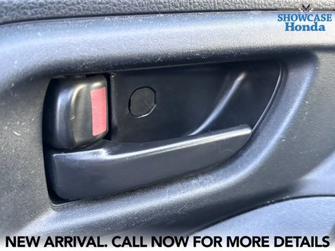 Used 2016 Subaru Forester 2.5i w/ Alloy Wheel Package AWD/4WD image 8