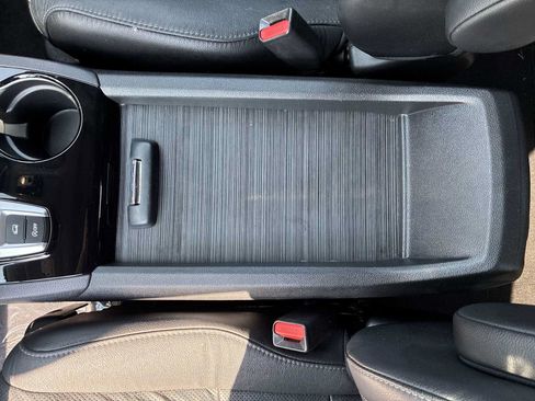 Used 2021 Honda Pilot Elite image 22