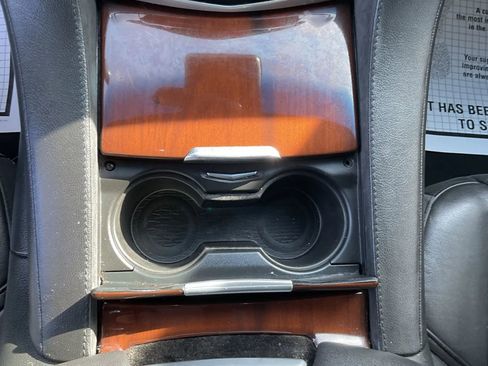 Used 2019 Cadillac Escalade Luxury image 31