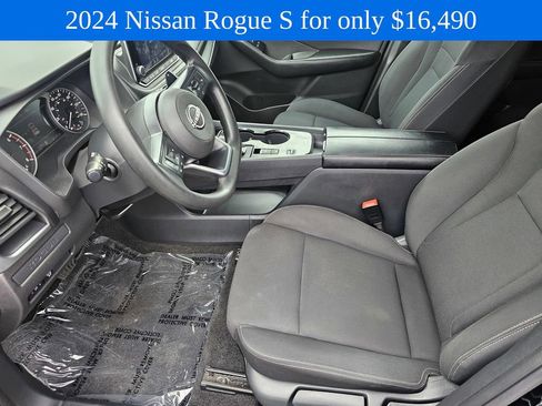 Used 2024 Nissan Rogue S FWD image 22