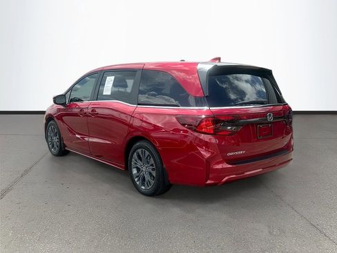 Used 2026 Honda Odyssey Touring image 5