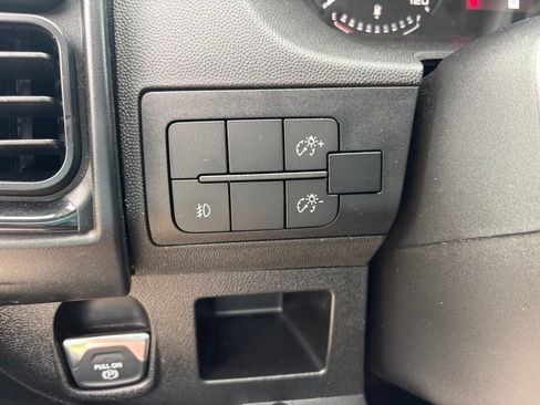 Used 2026 RAM ProMaster 2500 w/ Convenience Group FWD image 18