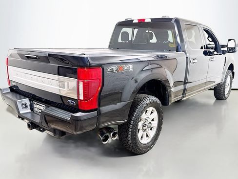 Used 2022 Ford F250 Platinum AWD/4WD image 4