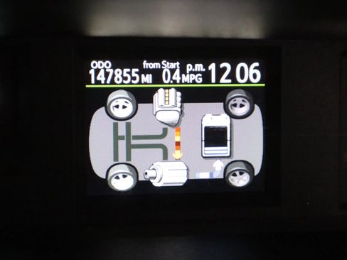 Used 2015 Toyota Prius C Three image 24