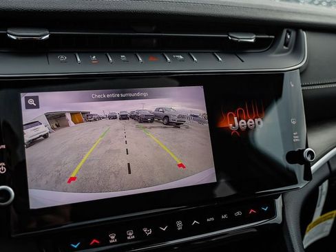 New 2026 Jeep Grand Cherokee Limited AWD/4WD image 29
