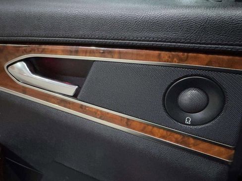 Used 2020 Lincoln Nautilus Reserve w/ Equipment Group 201A image 44