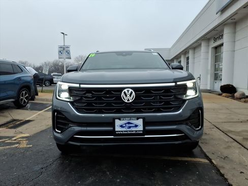 New 2026 Volkswagen Atlas Cross Sport SEL Premium R-Line image 2