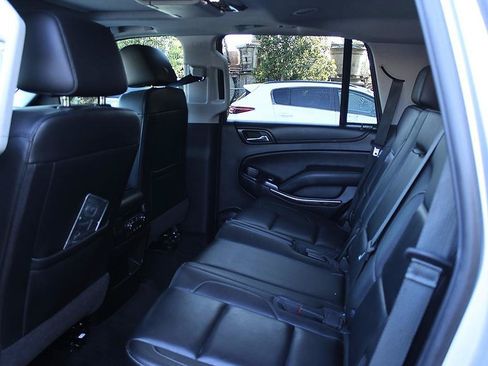 Used 2018 Chevrolet Tahoe LT RWD image 15