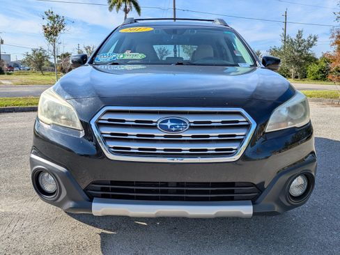 Used 2017 Subaru Outback 2.5i Limited AWD/4WD image 10