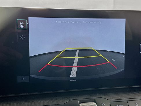 Used 2025 Kia K4 FWD image 23