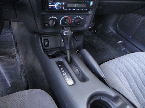 Used 1997 Chevrolet Camaro LT w/ Preferred Equipment Group 2 image 11